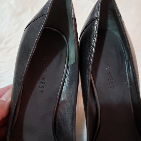 Heels - Picture 6 of 6